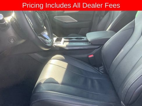 Used 2026 Acura MDX w/ Technology Package FWD image 8