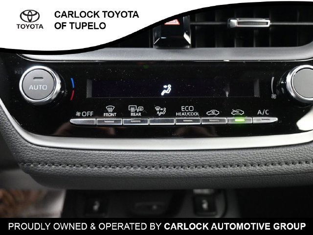 Used 2026 Toyota Corolla SE FWD image 14