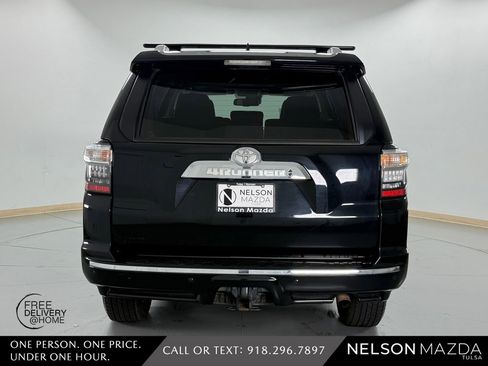 Used 2022 Toyota 4Runner Limited AWD/4WD image 7