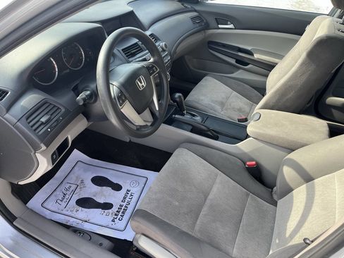 Used 2010 Honda Accord LX image 6