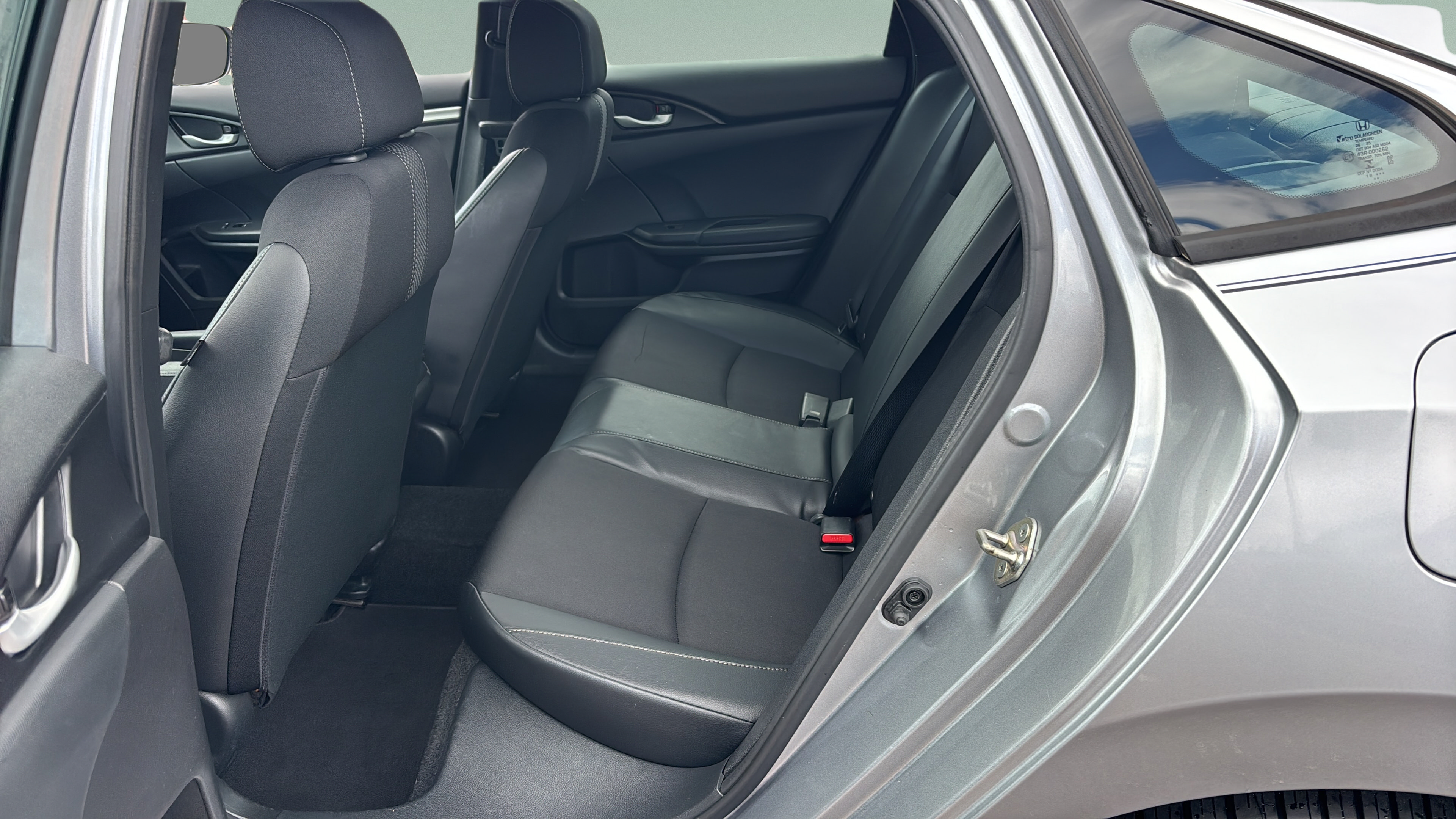 Used 2019 Honda Civic Sport image 8