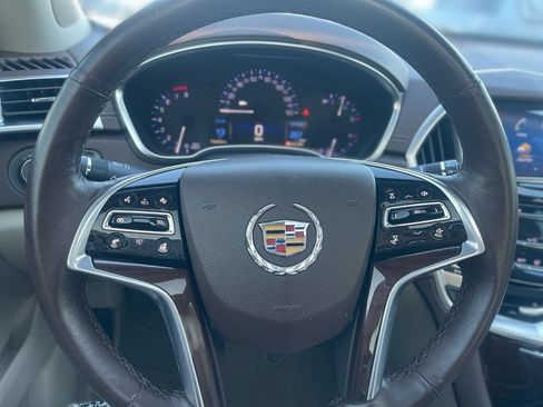 Used 2015 Cadillac SRX Luxury w/ Driver Awareness Package FWD image 11