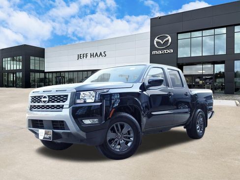 Used 2025 Nissan Frontier SV w/ SV Convenience Package RWD image 1