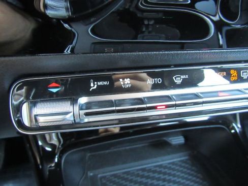 Used 2024 Mercedes-Benz CLA 250 CLA w/ Exclusive Package image 43