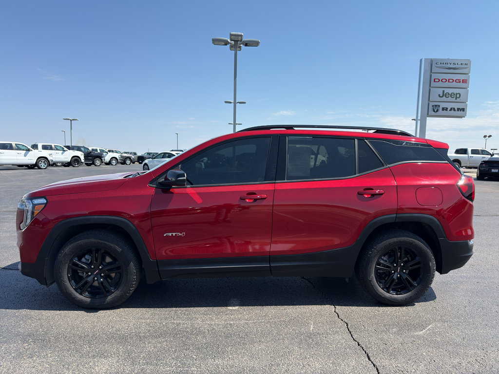 Used 2023 GMC Terrain AT4 w/ Tech Package AWD/4WD image 7