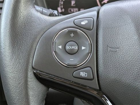 Certified 2022 Honda HR-V EX-L image 32