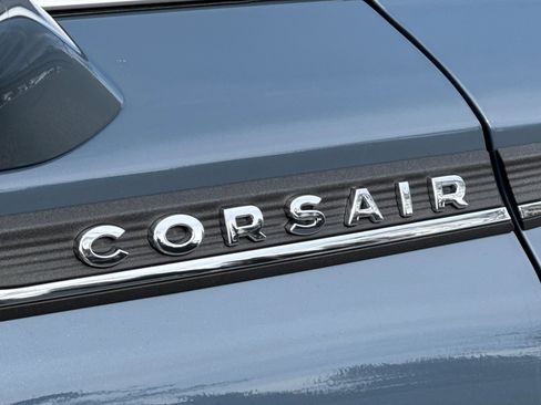 Used 2025 Lincoln Corsair Premiere w/ Equipment Group 101A image 27