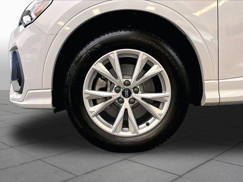Used 2024 Audi Q3 2.0T Premium AWD/4WD image 11