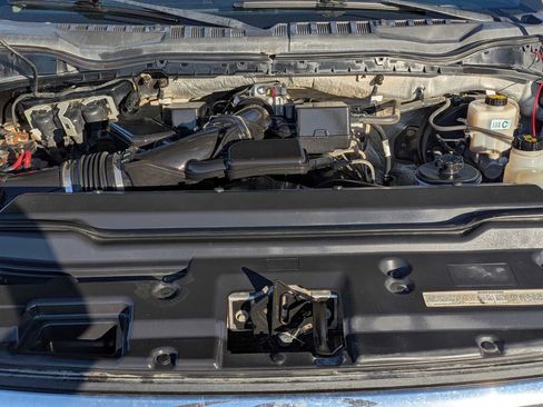 Used 2020 Ford F250 Lariat w/ Lariat Value Package AWD/4WD image 13