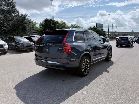 Certified 2025 Volvo XC90 T8 Plus w/ Protection Package Premier AWD/4WD image 5