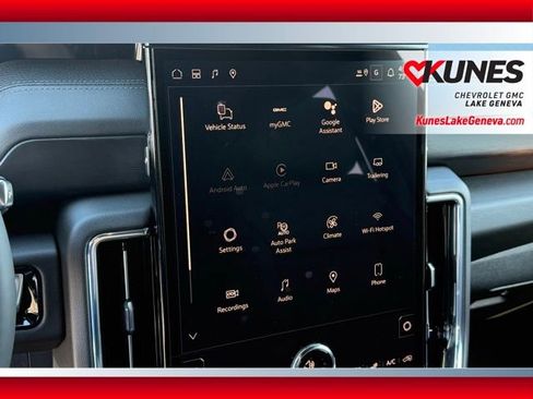 New 2026 GMC Yukon Denali w/ Sun & Power Step Package AWD/4WD image 36