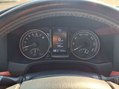 Used 2020 Toyota Tacoma TRD Off-Road AWD/4WD image 16