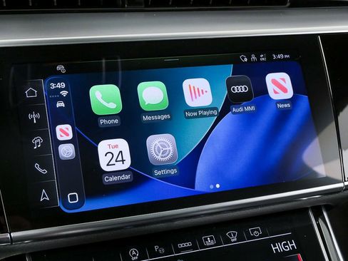 Used 2025 Audi S8 image 16