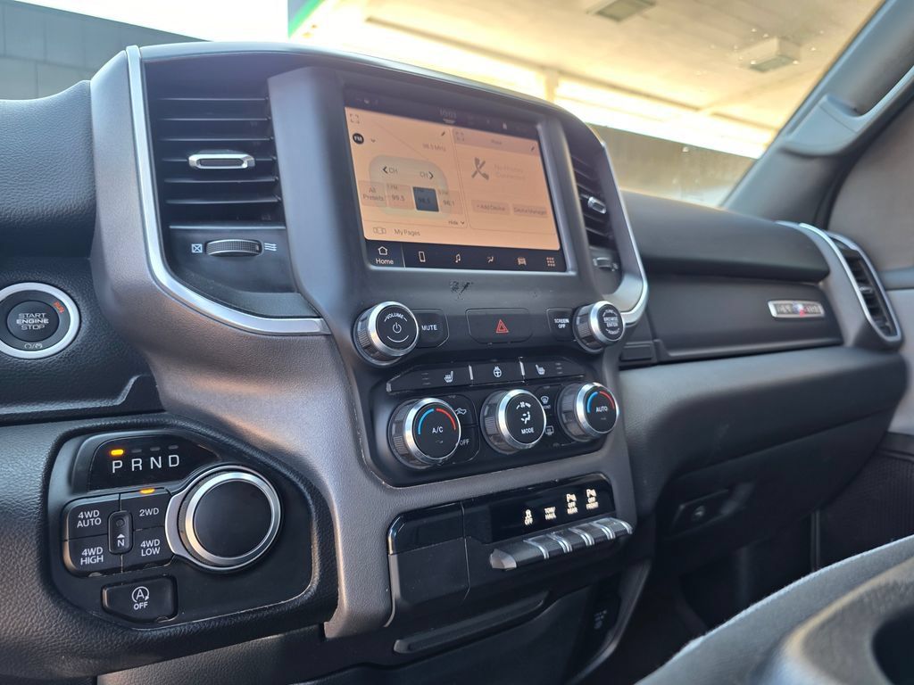Used 2023 RAM 1500 Lone Star AWD/4WD image 18