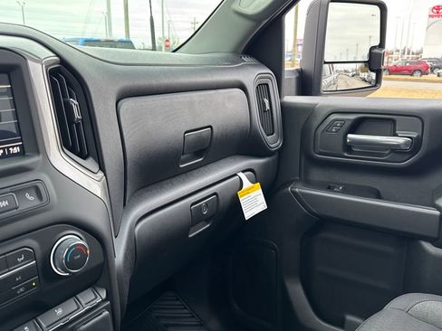 New 2026 Chevrolet Silverado 2500 Custom w/ Custom Value Package image 20