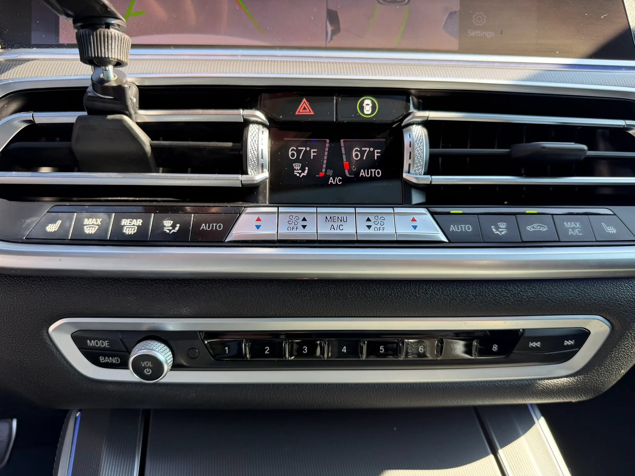Used 2020 BMW X5 xDrive40i w/ M Sport Package AWD/4WD image 33