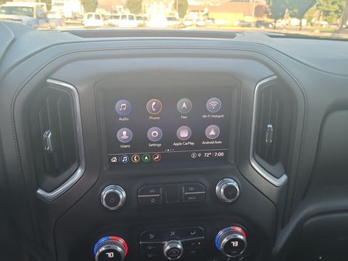 Used 2023 GMC Sierra 3500 AT4 w/ AT4 Premium Plus Package AWD/4WD image 12