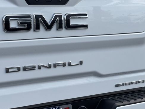 Certified 2022 GMC Sierra 2500 Denali image 32