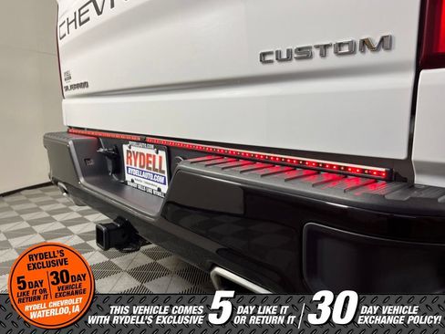 Used 2020 Chevrolet Silverado 1500 Custom Trail Boss w/ Custom Convenience Package AWD/4WD image 6