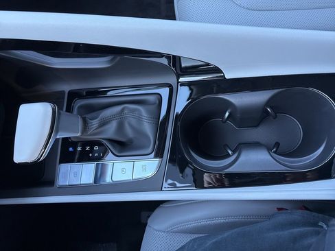 New 2026 Hyundai Elantra Limited w/ Cargo Package image 32