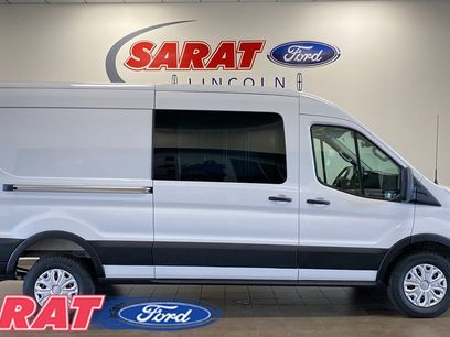 New 2026 Ford Transit 250 148 Medium Roof w/ Exterior Upgrade Package