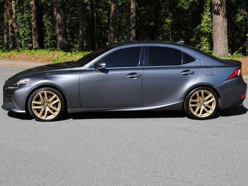 Used 2016 Lexus IS 300 AWD w/ F Sport Package image 10