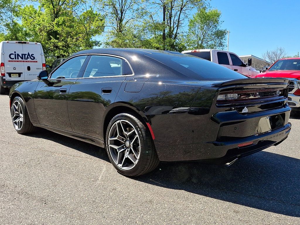 New 2026 Dodge Charger R/T AWD/4WD image 7