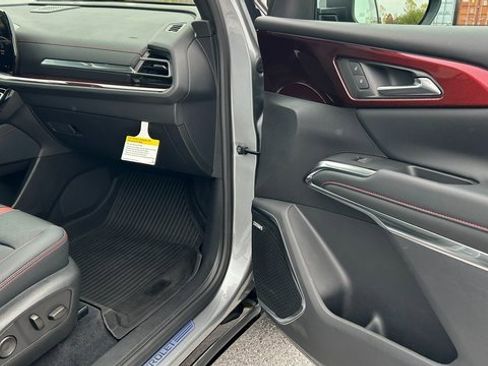 Certified 2024 Chevrolet Traverse RS w/ LPO, Floor Liner Package image 60