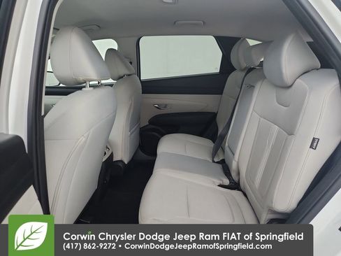 Used 2025 Hyundai Tucson SEL FWD image 30