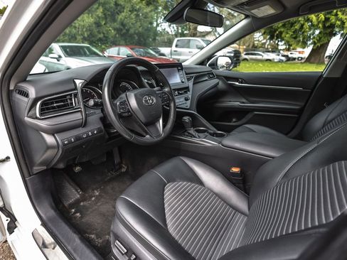 Used 2024 Toyota Camry SE FWD image 18