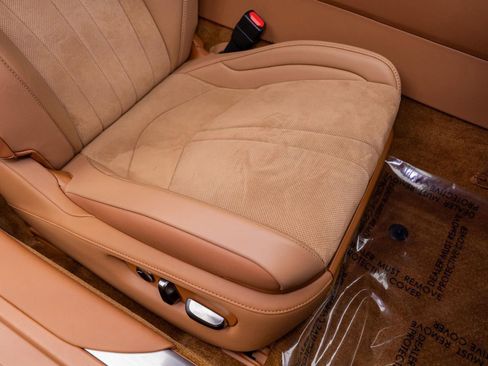 Used 2019 Lexus LC 500 Coupe w/ Sport Package image 34