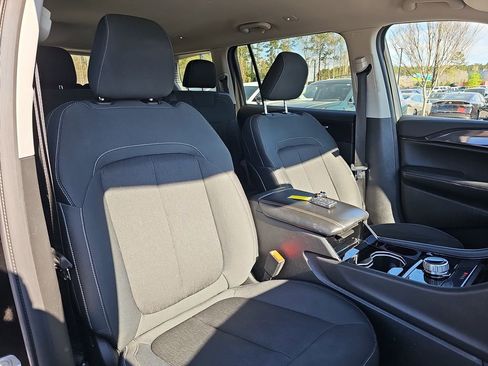 Used 2021 Jeep Grand Cherokee L Laredo w/ Luxury Tech Group I image 13