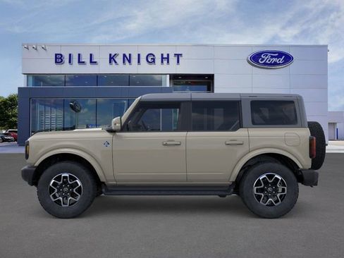 New 2025 Ford Bronco Outer Banks image 3