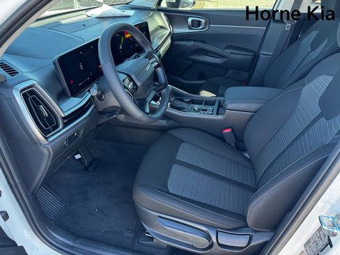 New 2026 Kia Sorento LX image 8