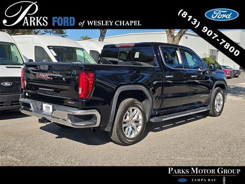 Used 2019 GMC Sierra 1500 SLT w/ SLT Premium Plus Package image 4