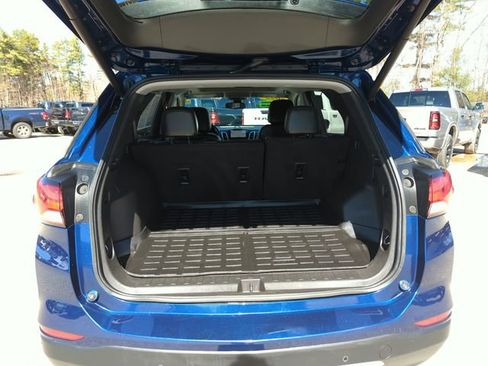 Used 2022 Chevrolet Equinox Premier AWD/4WD image 32
