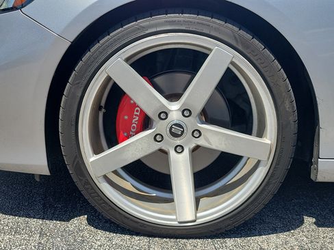 Used 2021 Honda Accord Sport image 2