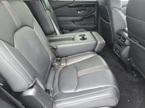 Used 2023 Honda Pilot EX-L image 17