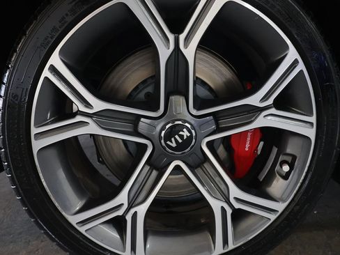 Used 2020 Kia Stinger GT RWD image 31