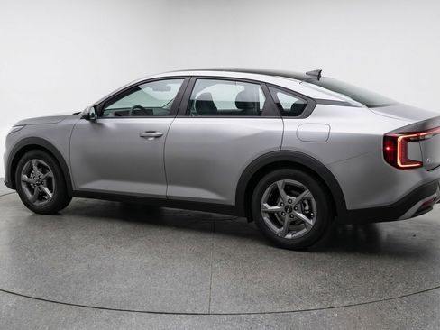 Used 2025 Kia K4 FWD image 6