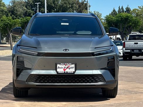 New 2026 Toyota C-HR AWD/4WD image 10
