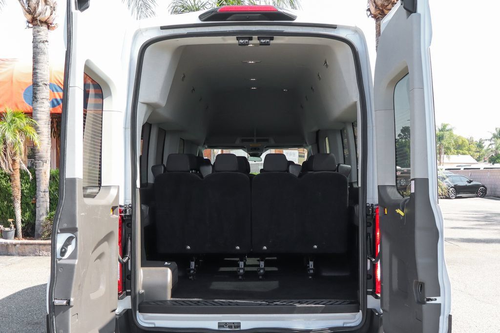 Used 2023 Ford Transit 350 XLT RWD image 8
