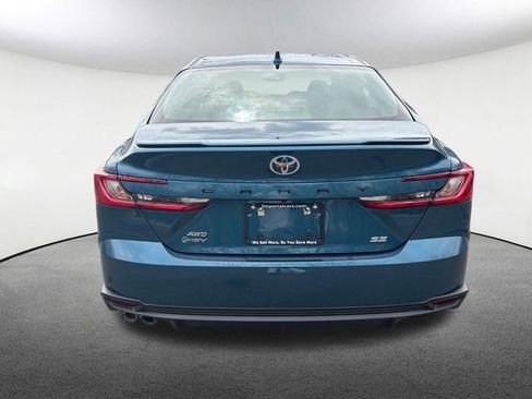 New 2026 Toyota Camry SE image 10