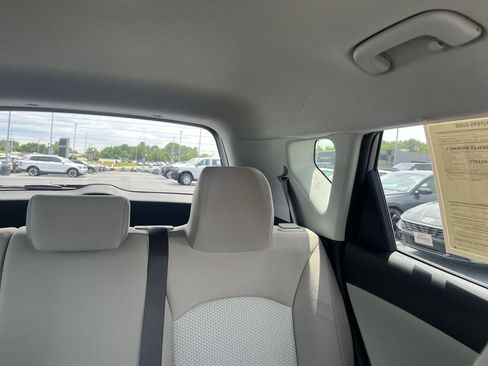 Certified 2025 Kia Soul LX w/ LX Technology Package FWD image 14