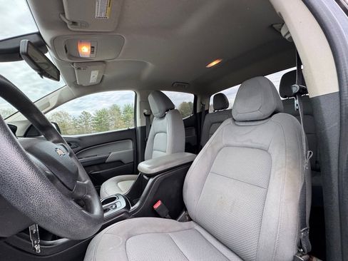 Used 2017 Chevrolet Colorado W/T w/ Custom Special Edition image 13