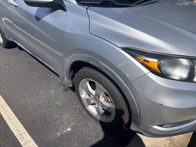 Used 2016 Honda HR-V LX image 5