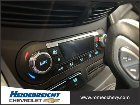 Used 2016 Ford Escape SE w/ SE Leather Comfort Package image 23