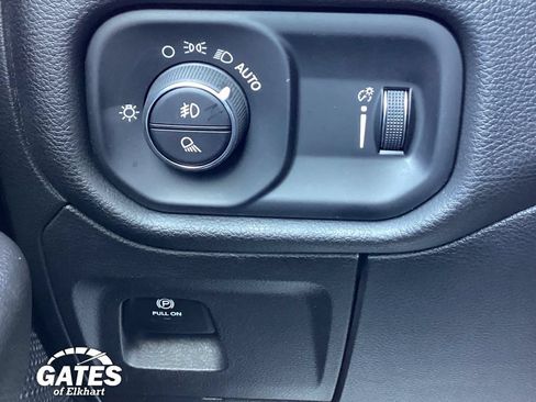 Used 2023 RAM 1500 Big Horn AWD/4WD image 26