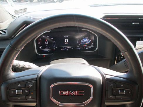 Certified 2024 GMC Sierra 2500 AT4X w/ AT4X AEV Edition image 33