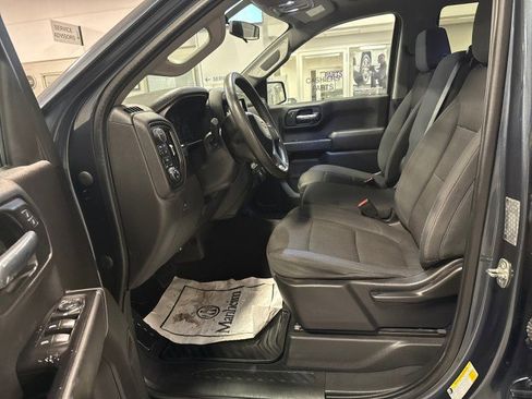 Used 2019 Chevrolet Silverado 1500 Custom w/ Custom Value Package image 15